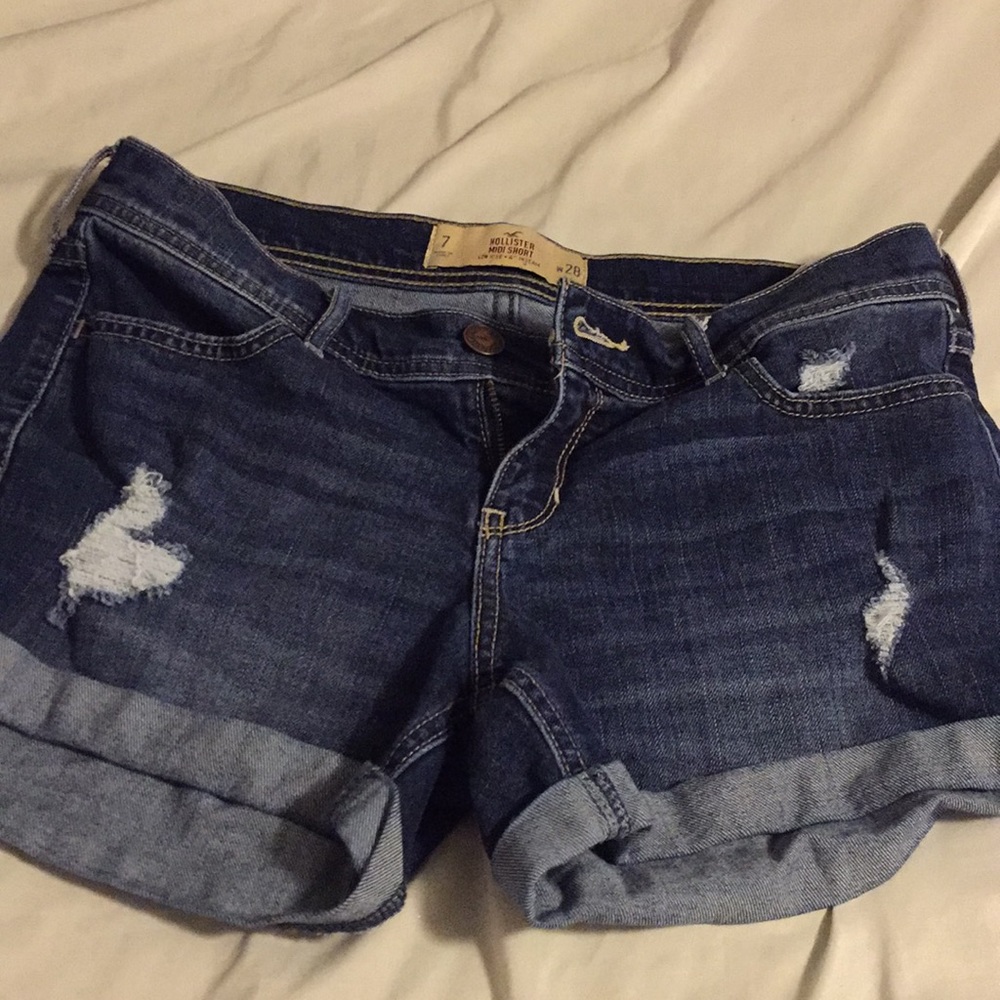 Hollister short